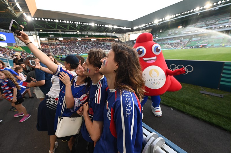 JOP Paris 2024 - match au stade Geoffroy-Guichard