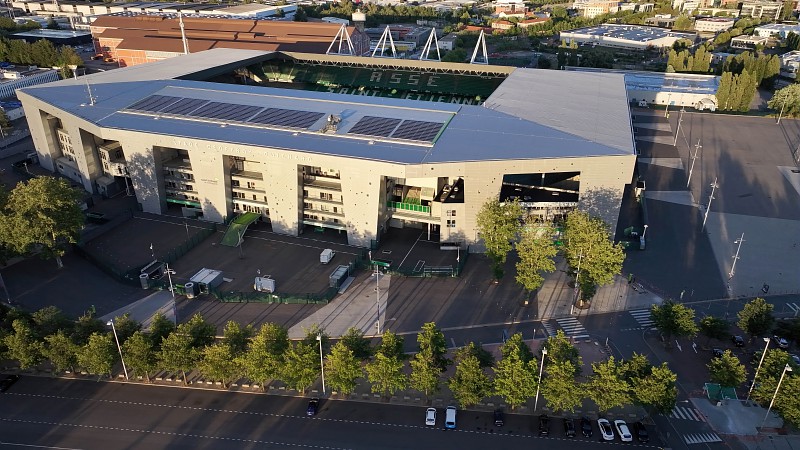 Stade Geoffroy-Guichard avec ses panneaux photovoltaïques